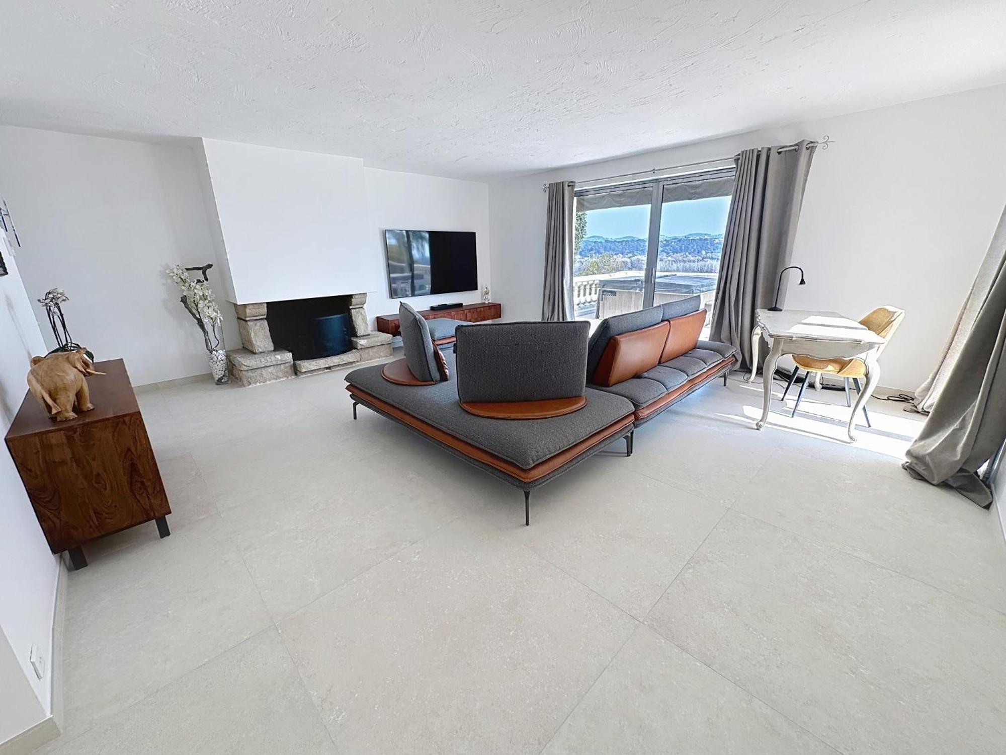 3 Bedrooms Villa Near Cannes - Pool & Jacuzzi - Sea View Mandelieu-La Napoule Exterior photo