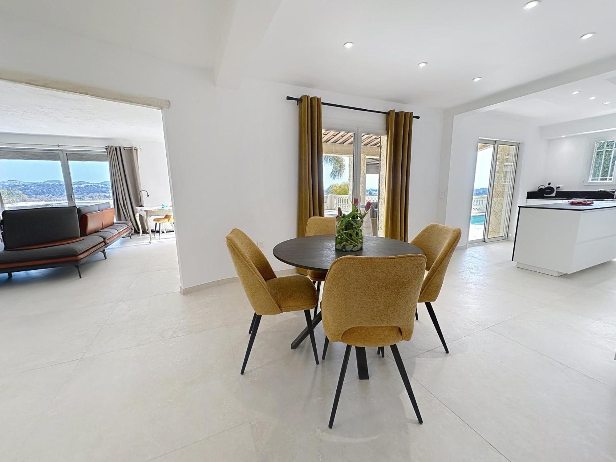3 Bedrooms Villa Near Cannes - Pool & Jacuzzi - Sea View Mandelieu-La Napoule Exterior photo