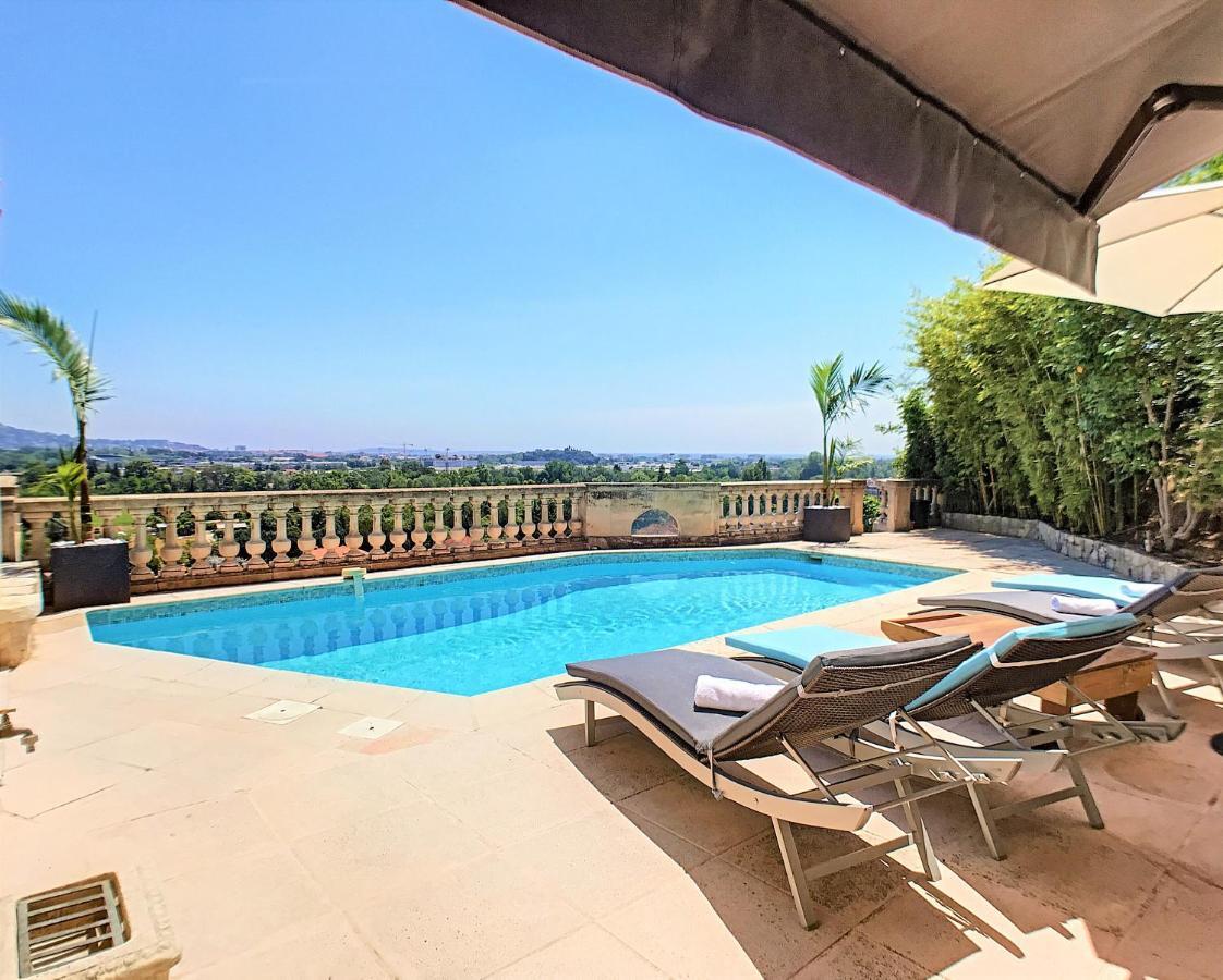 3 Bedrooms Villa Near Cannes - Pool & Jacuzzi - Sea View Mandelieu-La Napoule Exterior photo