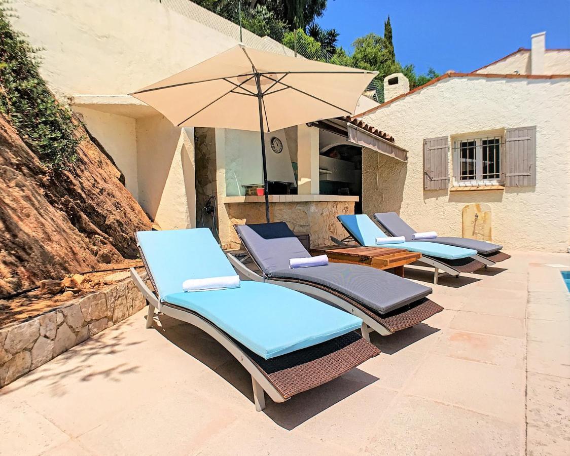 3 Bedrooms Villa Near Cannes - Pool & Jacuzzi - Sea View Mandelieu-La Napoule Exterior photo