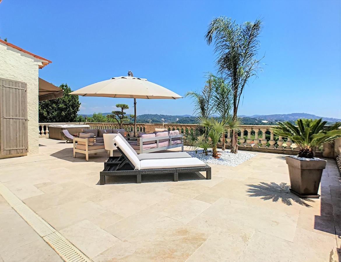 3 Bedrooms Villa Near Cannes - Pool & Jacuzzi - Sea View Mandelieu-La Napoule Exterior photo
