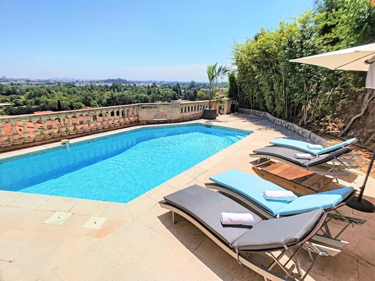 3 Bedrooms Villa Near Cannes - Pool & Jacuzzi - Sea View Mandelieu-La Napoule Exterior photo